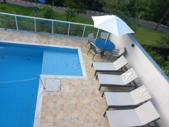 Casa de Condomínio com 4 Quartos à Venda, 325 m² em Suru - Santana De Parnaíba