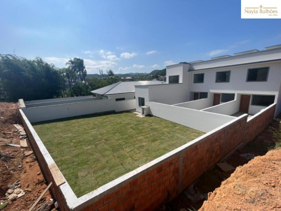 Imagem Sobrado com 3 Quartos à Venda,  em Sertão Do Maruim - São José