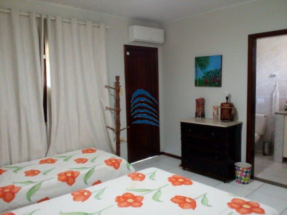 Imagem Casa com 4 Quartos à Venda, 340 m² em Busca Vida - Camaçari