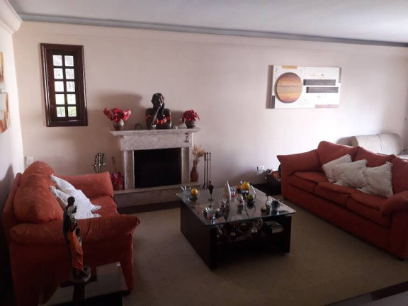 Imagem Sobrado com 3 Quartos à Venda, 330 m² em Jardim Semiramis - Cotia
