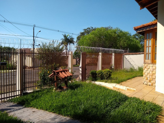 Imagem Casa com 5 Quartos à Venda, 200 m² em Nova Jacarezinho - Jacarezinho