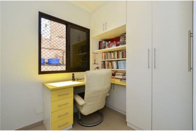 Imagem Imóvel com 3 Quartos à Venda, em Saúde - São Paulo Imagem Imóvel com 3 Quartos à Venda, em Saúde - São Paulo