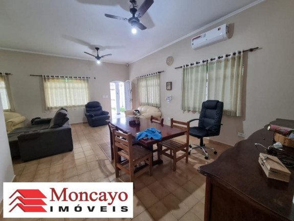 Imagem Casa com 4 Quartos à Venda, 360 m² em Jardim Britânia - Caraguatatuba Imagem Casa com 4 Quartos à Venda, 360 m² em Jardim Britânia - Caraguatatuba