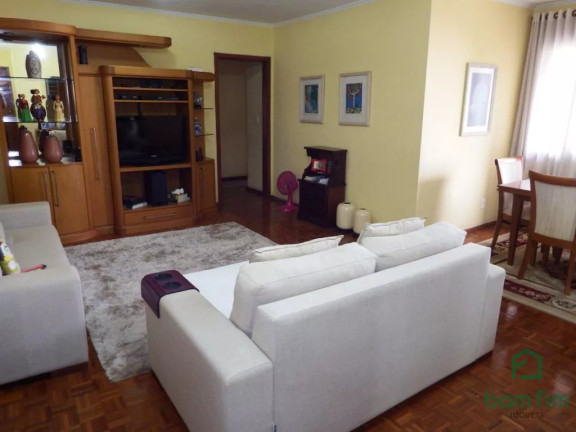 Imagem Apartamento com 3 Quartos à Venda, 127 m² em Higienópolis - Porto Alegre Imagem Apartamento com 3 Quartos à Venda, 127 m² em Higienópolis - Porto Alegre