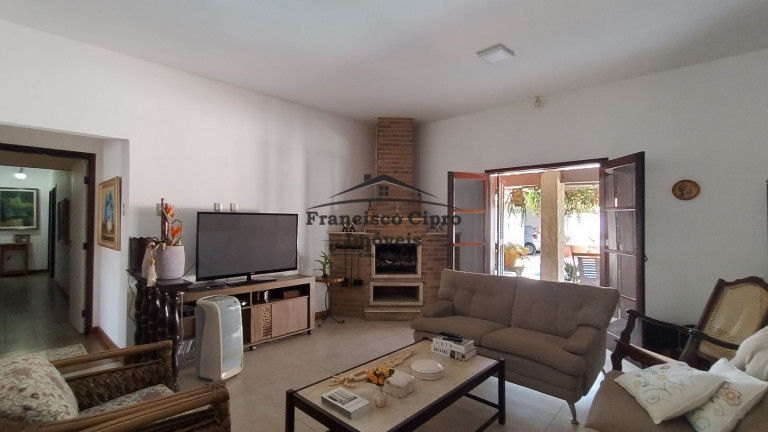 Imagem Casa com 4 Quartos à Venda, 550 m² em Belveder Clube Dos 500 - Guaratinguetá