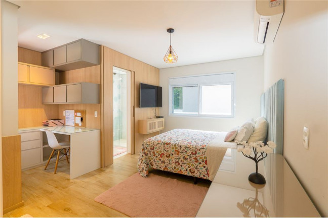 Imagem Casa com 3 Quartos à Venda, em Morumbi - São Paulo Imagem Casa com 3 Quartos à Venda, em Morumbi - São Paulo