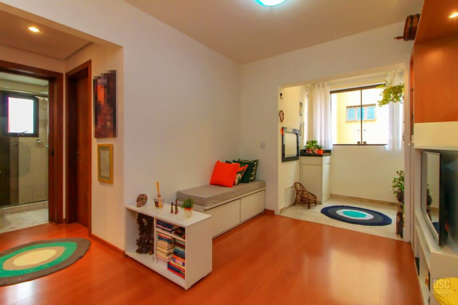 Imagem Apartamento com 2 Quartos à Venda, 60 m² em Cristal - Porto Alegre