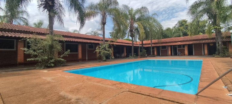 Imagem Chácara com 8 Quartos à Venda, 5.000 m² em Ribeirão Preto Imagem Chácara com 8 Quartos à Venda, 5.000 m² em Ribeirão Preto