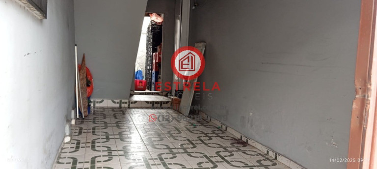 Casa com 3 Quartos para Alugar, 150 m² em Centro - Jacareí