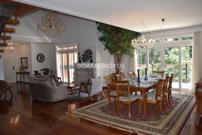 Imagem Imóvel com 4 Quartos à Venda, 492 m² em Região De Capivari - Campos Do Jordão Imagem Imóvel com 4 Quartos à Venda, 492 m² em Região De Capivari - Campos Do Jordão