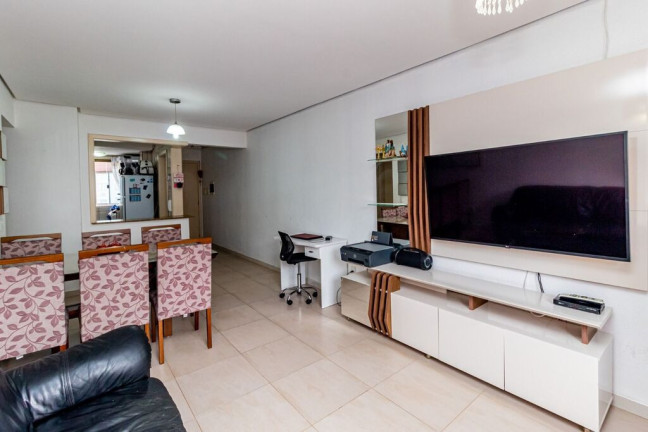 Imagem Apartamento com 2 Quartos à Venda, 76 m² em Centro Histórico - Porto Alegre