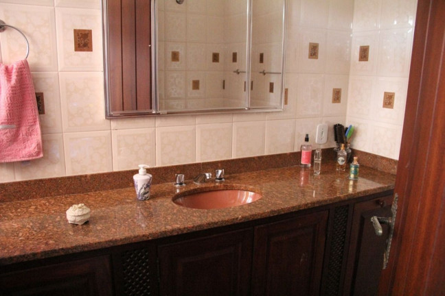 Imagem Casa com 6 Quartos à Venda, 300 m² em Comary - Teresópolis Imagem Casa com 6 Quartos à Venda, 300 m² em Comary - Teresópolis