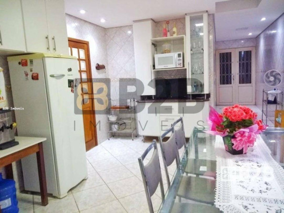 Imagem Casa com 5 Quartos à Venda, 254 m² em Residencial Parque Colina Verde - Bauru Imagem Casa com 5 Quartos à Venda, 254 m² em Residencial Parque Colina Verde - Bauru