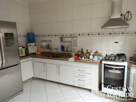 Imagem Imóvel com 3 Quartos à Venda, 194 m² em Jardim Belvedere - Volta Redonda