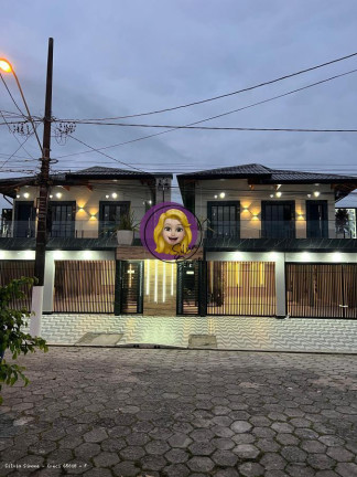 Casa com 2 Quartos à Venda, 48 m² em Maracanã - Praia Grande