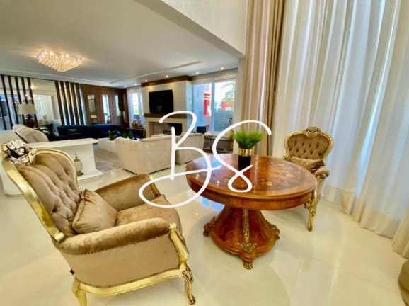 Imagem Casa com 5 Quartos à Venda, 450 m² em Avenida Central - Capão Da Canoa Imagem Casa com 5 Quartos à Venda, 450 m² em Avenida Central - Capão Da Canoa