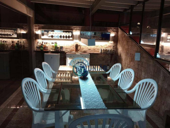 Imagem Casa com 3 Quartos à Venda, 450 m² em Pendotiba - Niterói