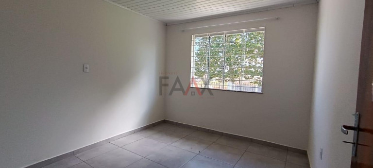 Imagem Casa com 2 Quartos à Venda, 87 m² em Dos Estados - Guarapuava Imagem Casa com 2 Quartos à Venda, 87 m² em Dos Estados - Guarapuava