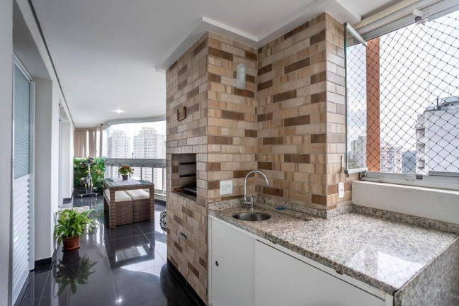 Imagem Apartamento com 3 Quartos à Venda, 185 m² em Vila Sofia - São Paulo