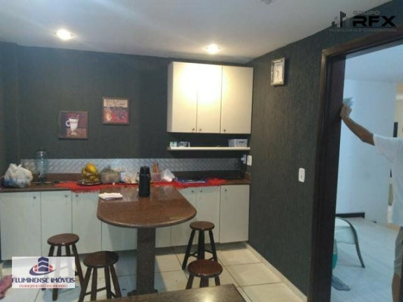 Imagem Casa com 5 Quartos à Venda, 180 m² em Itaipu - Niterói
