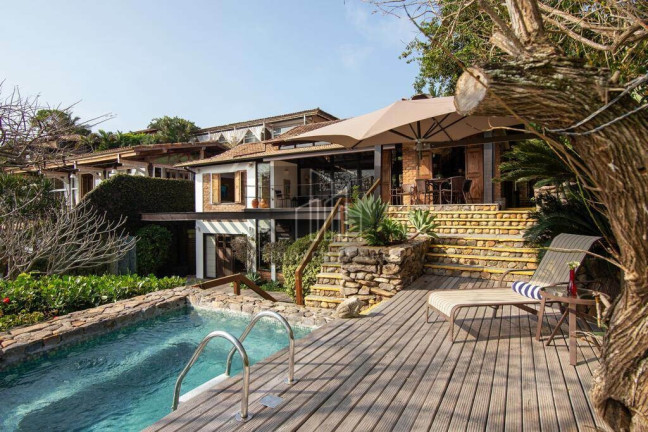 Imagem Casa com 9 Quartos à Venda, 434 m² em Ferradura - Armação Dos Búzios