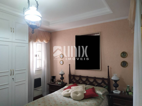 Imagem Casa com 3 Quartos à Venda, 588 m² em Centro - Campos Dos Goytacazes