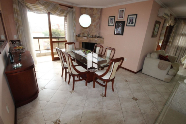 Imagem Apartamento com 4 Quartos à Venda, 240 m² em Nossa Senhora Medianeira - Santa Maria