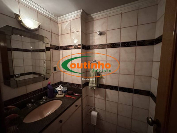 Imagem Apartamento com 4 Quartos à Venda, 140 m² em Tijuca - Rio De Janeiro Imagem Apartamento com 4 Quartos à Venda, 140 m² em Tijuca - Rio De Janeiro
