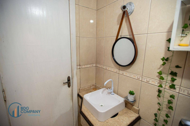 Imagem Casa com 4 Quartos à Venda, 145 m² em Stroparo - Irati Imagem Casa com 4 Quartos à Venda, 145 m² em Stroparo - Irati