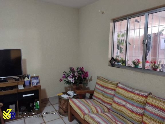 Imagem Sobrado com 4 Quartos à Venda, 260 m² em São Matheus - São Paulo