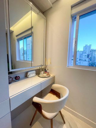 Imagem Apartamento com 3 Quartos à Venda, 125 m² em Centro - Balneário Camboriú Imagem Apartamento com 3 Quartos à Venda, 125 m² em Centro - Balneário Camboriú