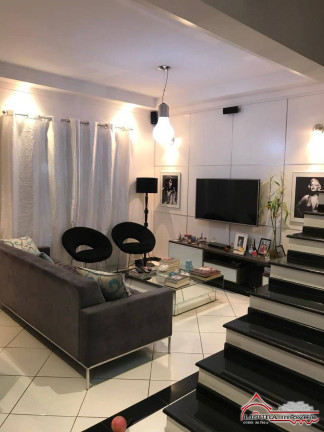 Imagem Casa de Condomínio com 2 Quartos à Venda, 115 m² em Jardim Califórnia - Jacareí Imagem Casa de Condomínio com 2 Quartos à Venda, 115 m² em Jardim Califórnia - Jacareí