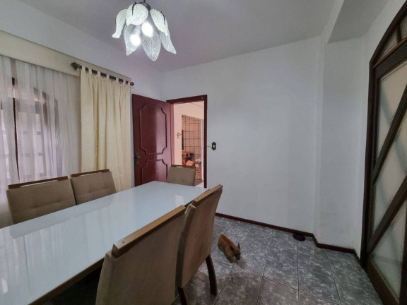 Imagem Sobrado com 4 Quartos à Venda, 240 m² em Capão Da Imbuia - Curitiba Imagem Sobrado com 4 Quartos à Venda, 240 m² em Capão Da Imbuia - Curitiba