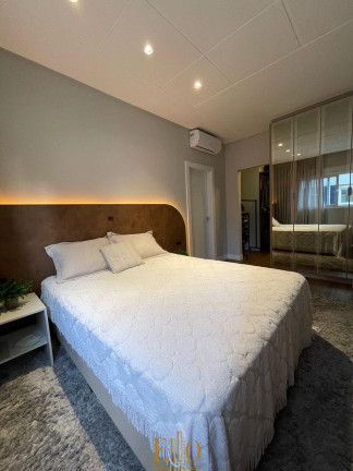 Imagem Apartamento com 4 Quartos à Venda, 170 m² em Meia Praia - Itapema