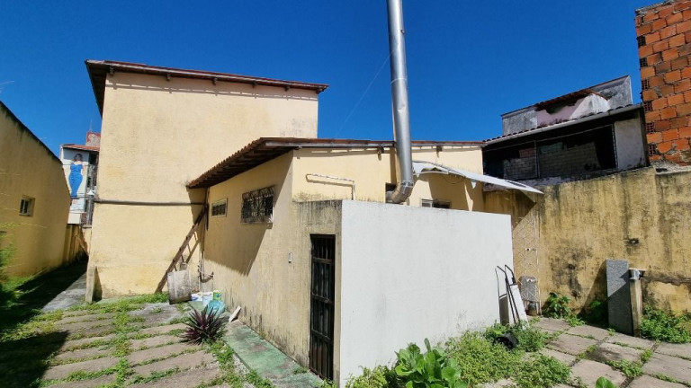 Imagem Casa com 3 Quartos à Venda, 419 m² em Bom Futuro - Fortaleza