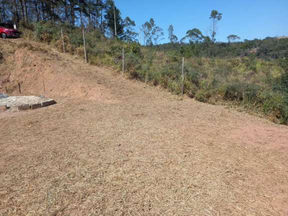 Imagem Chácara com 1 Quarto à Venda, 1.478 m² em Clube Dos Oficiais - Suzano Imagem Chácara com 1 Quarto à Venda, 1.478 m² em Clube Dos Oficiais - Suzano