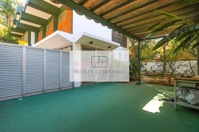 Sobrado com 3 Quartos à Venda, 438 m² em Granja Julieta - São Paulo