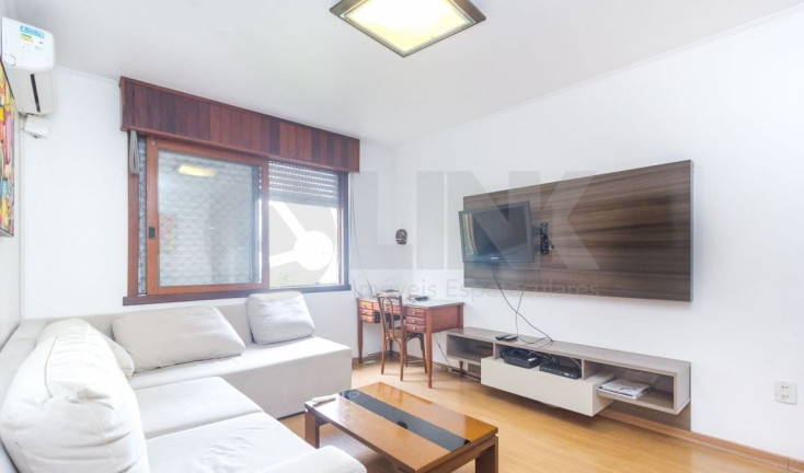 Imagem Imóvel com 3 Quartos à Venda, 168 m² em Higienópolis - Porto Alegre Imagem Imóvel com 3 Quartos à Venda, 168 m² em Higienópolis - Porto Alegre