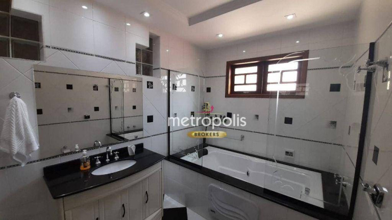 Imagem Sobrado com 3 Quartos à Venda, 300 m² em Santa Paula - São Caetano Do Sul Imagem Sobrado com 3 Quartos à Venda, 300 m² em Santa Paula - São Caetano Do Sul