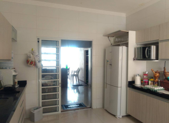 Imagem Casa com 3 Quartos à Venda, 208 m² em Quilombo - Cuiabá