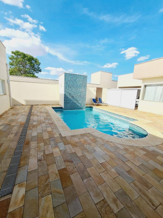 Casa com 3 Quartos à Venda,  em Limeira