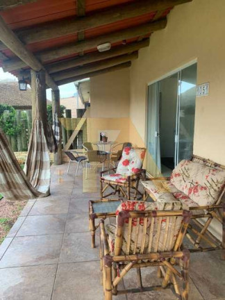 Imagem Imóvel com 3 Quartos à Venda, em Rua Das Pérolas - Xangri-lá Imagem Imóvel com 3 Quartos à Venda, em Rua Das Pérolas - Xangri-lá