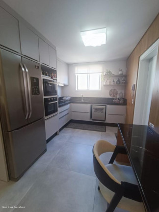 Imagem Apartamento com 3 Quartos à Venda, 145 m² em Meia Praia - Itapema