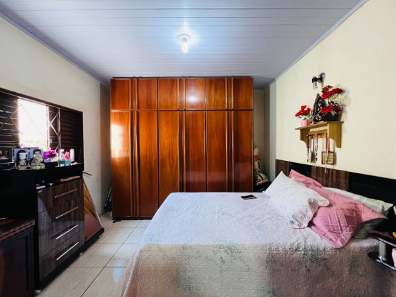 Imagem Casa com 3 Quartos à Venda, 300 m² em Setor Centro Oeste - Goiânia