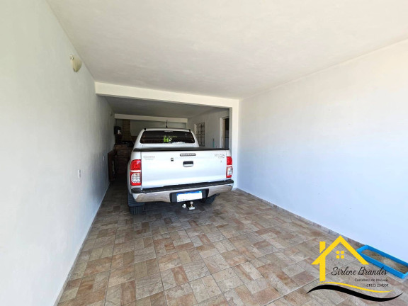 Imagem Casa com 3 Quartos à Venda, 360 m² em Salinas - Balneário Barra Do Sul Imagem Casa com 3 Quartos à Venda, 360 m² em Salinas - Balneário Barra Do Sul