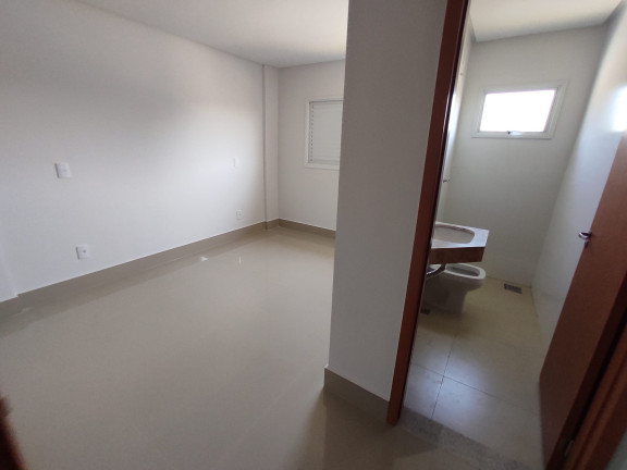 Imagem Imóvel com
3 Quartos à Venda, 131 m² em
Sitios Santa Luzia -
Aparecida De Goiania Imagem Imóvel com
3 Quartos à Venda, 131 m² em
Sitios Santa Luzia -
Aparecida De Goiania