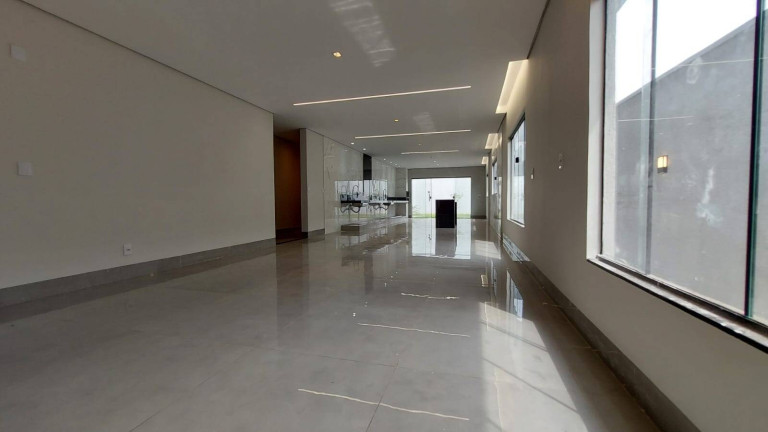 Imagem Casa com 3 Quartos à Venda, 394 m² em Setor Leste Universitário - Goiânia Imagem Casa com 3 Quartos à Venda, 394 m² em Setor Leste Universitário - Goiânia