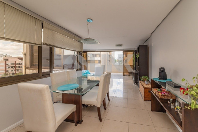 Imagem Imóvel com 2 Quartos à Venda, 150 m² em Mont Serrat - Porto Alegre