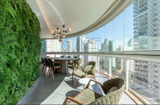 Imagem Imóvel com 3 Quartos à Venda, 210 m² em Moema - São Paulo