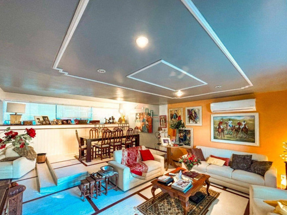Imagem Casa com 6 Quartos à Venda, 500 m² em Itaipu - Niterói Imagem Casa com 6 Quartos à Venda, 500 m² em Itaipu - Niterói
